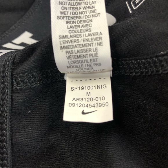 🥳🎉🎊 Host Pick 🥳🎉🎊 - Women’s Nike Leggings - Picture 7 of 9